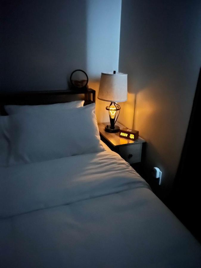 Hometel Premium Guest Suite W/ Private Entrance Ypsilanti Esterno foto