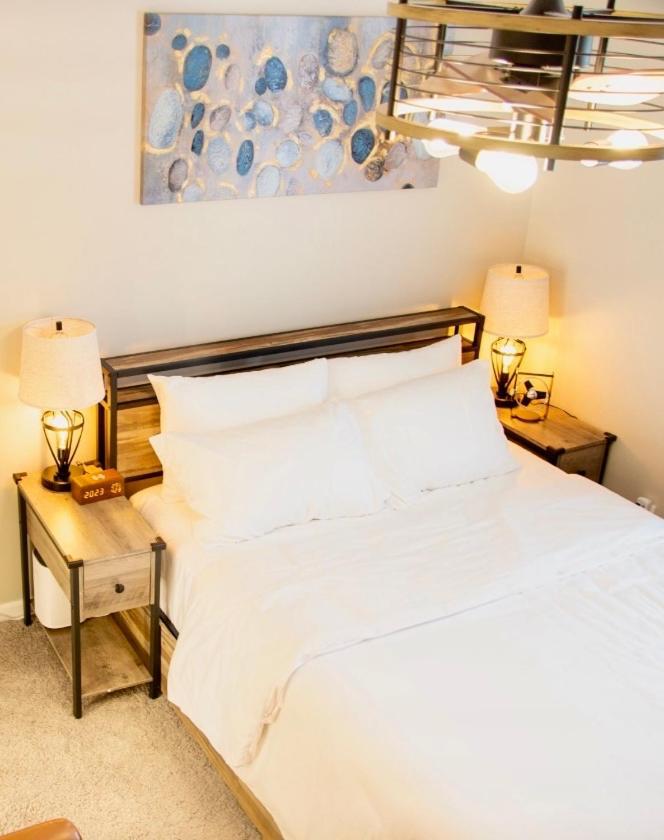 Hometel Premium Guest Suite W/ Private Entrance Ypsilanti Esterno foto